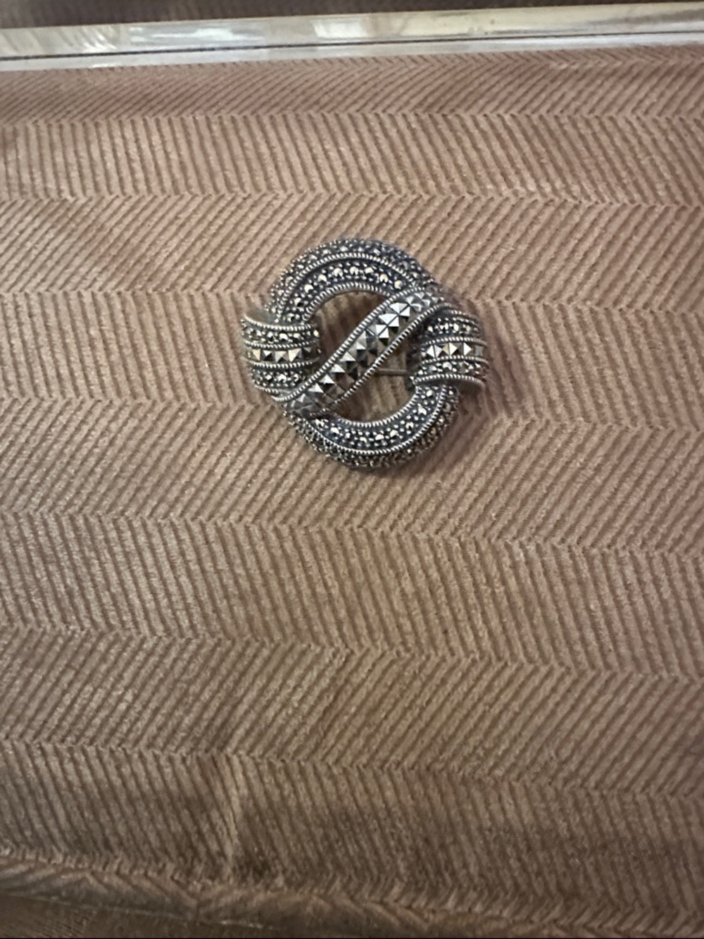 Silver-Tone Knot Brooch Pin - Classic Silver Fashion Jewelry